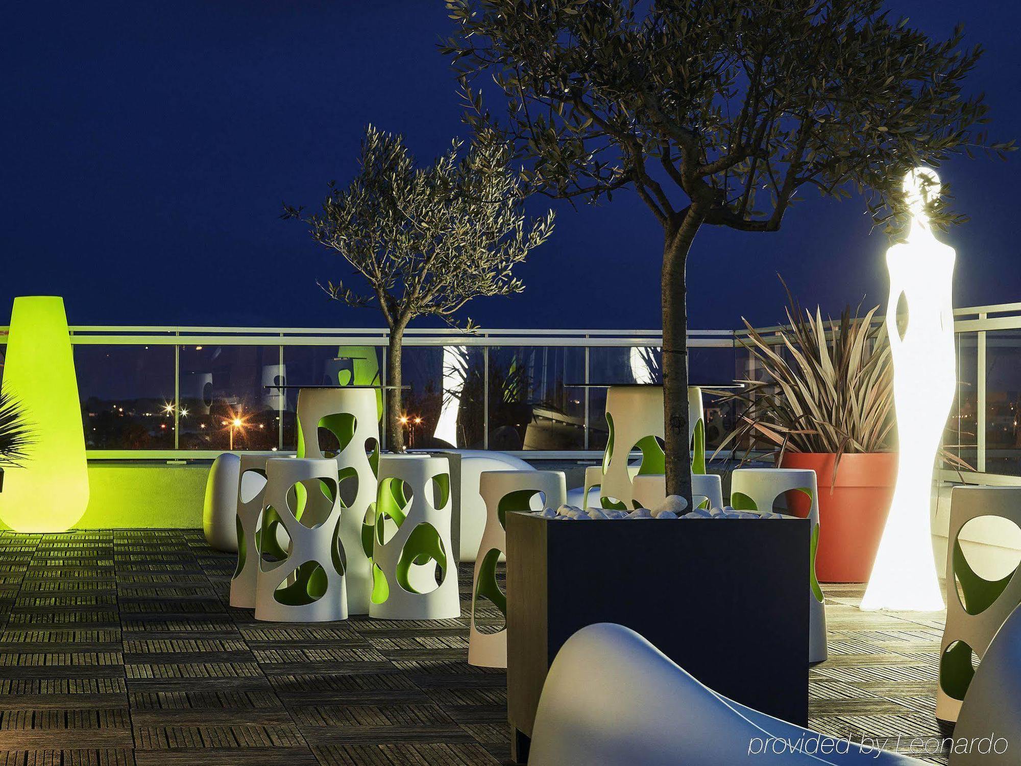 Ibis Styles Hyeres Rooftop & Spa Étterem fotó