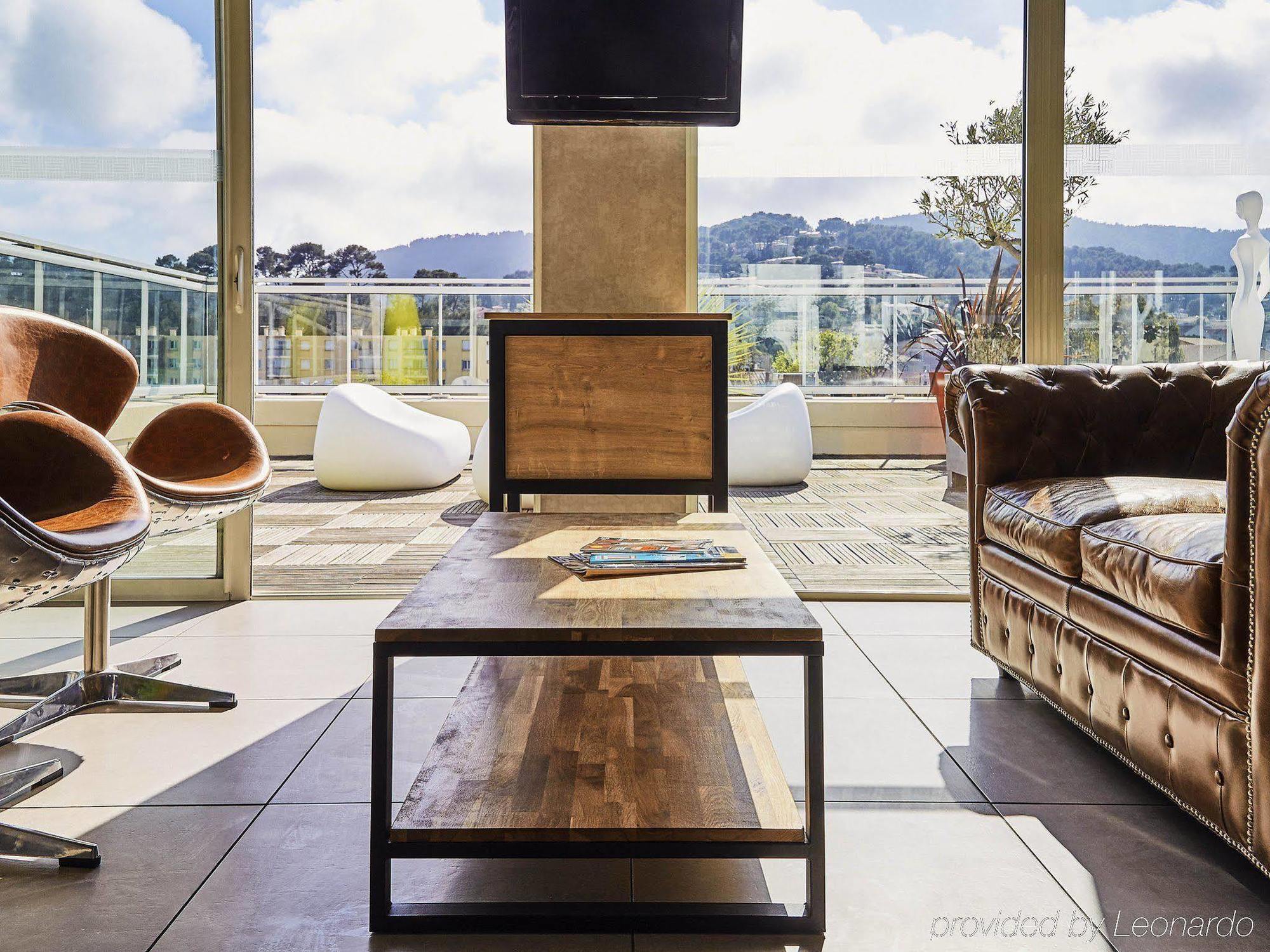 Ibis Styles Hyeres Rooftop & Spa Étterem fotó